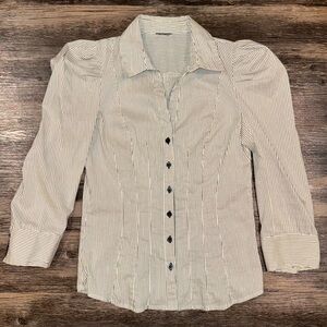 Striped puff-sleeve button-up